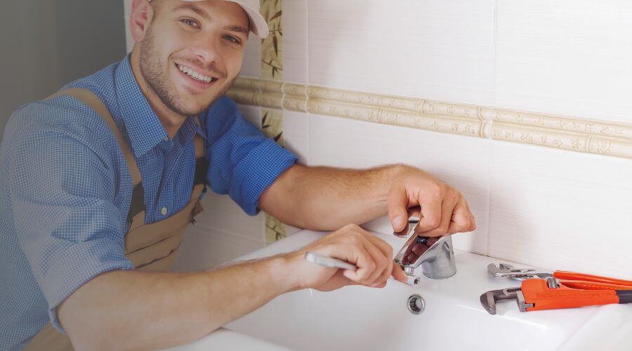 Local expert plumbing services in Pointe Aux Pins, MI